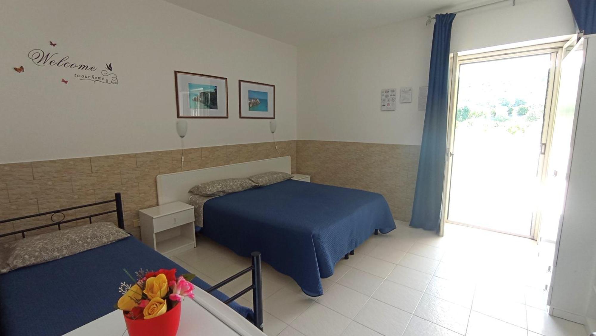 Hotel Residence Villa Ascoli Весте Екстериор снимка