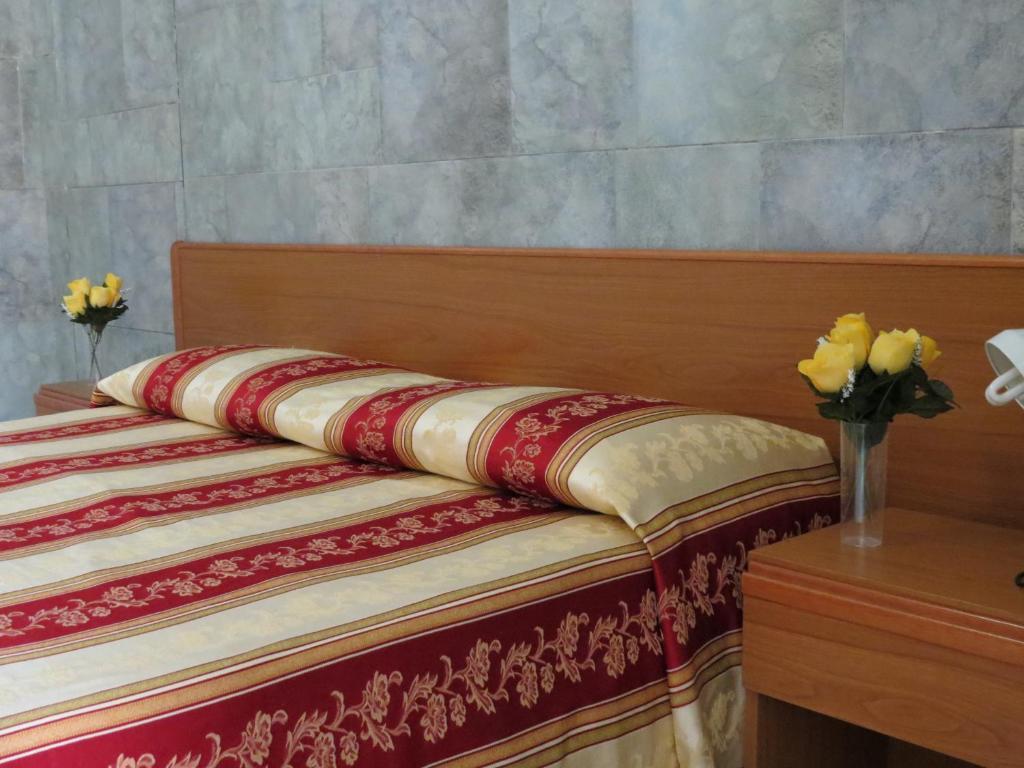 Hotel Residence Villa Ascoli Весте Стая снимка
