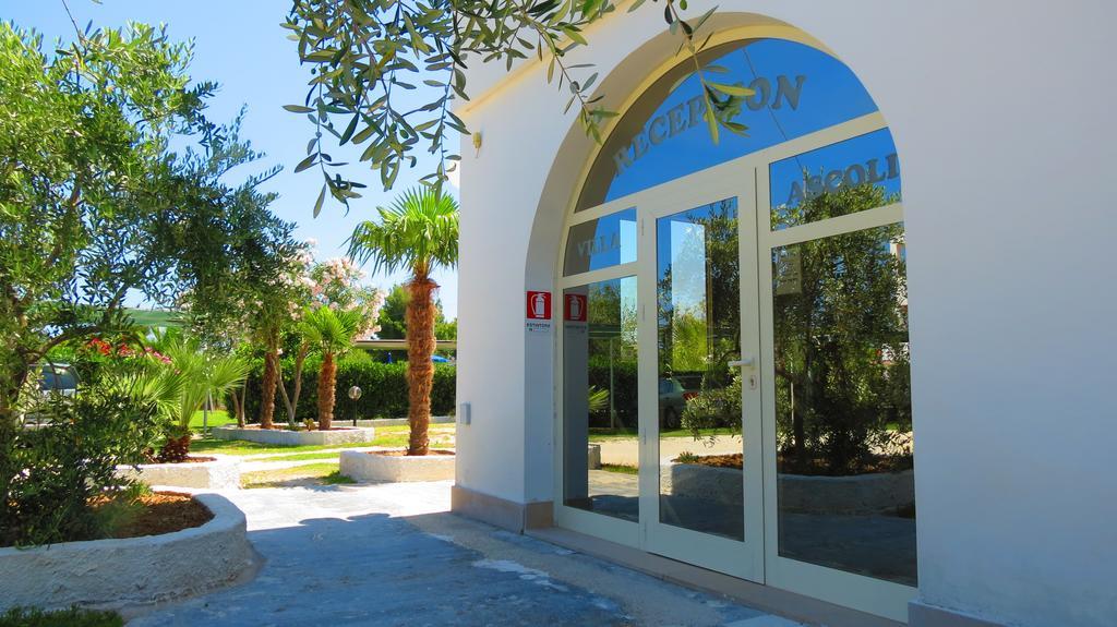 Hotel Residence Villa Ascoli Весте Екстериор снимка